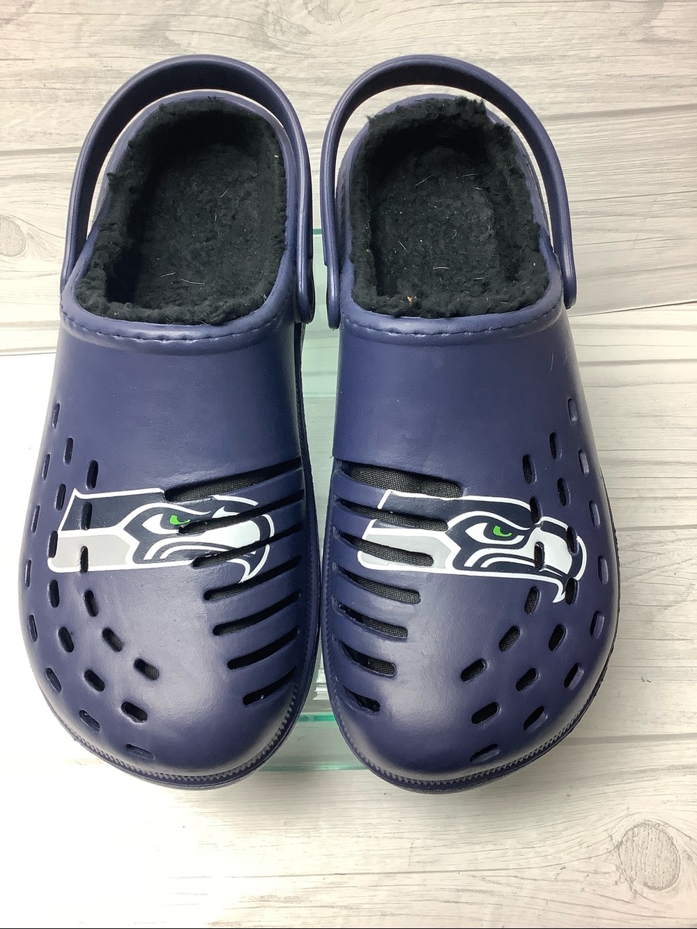 Seahawks Crocs - Picture 6 of 10